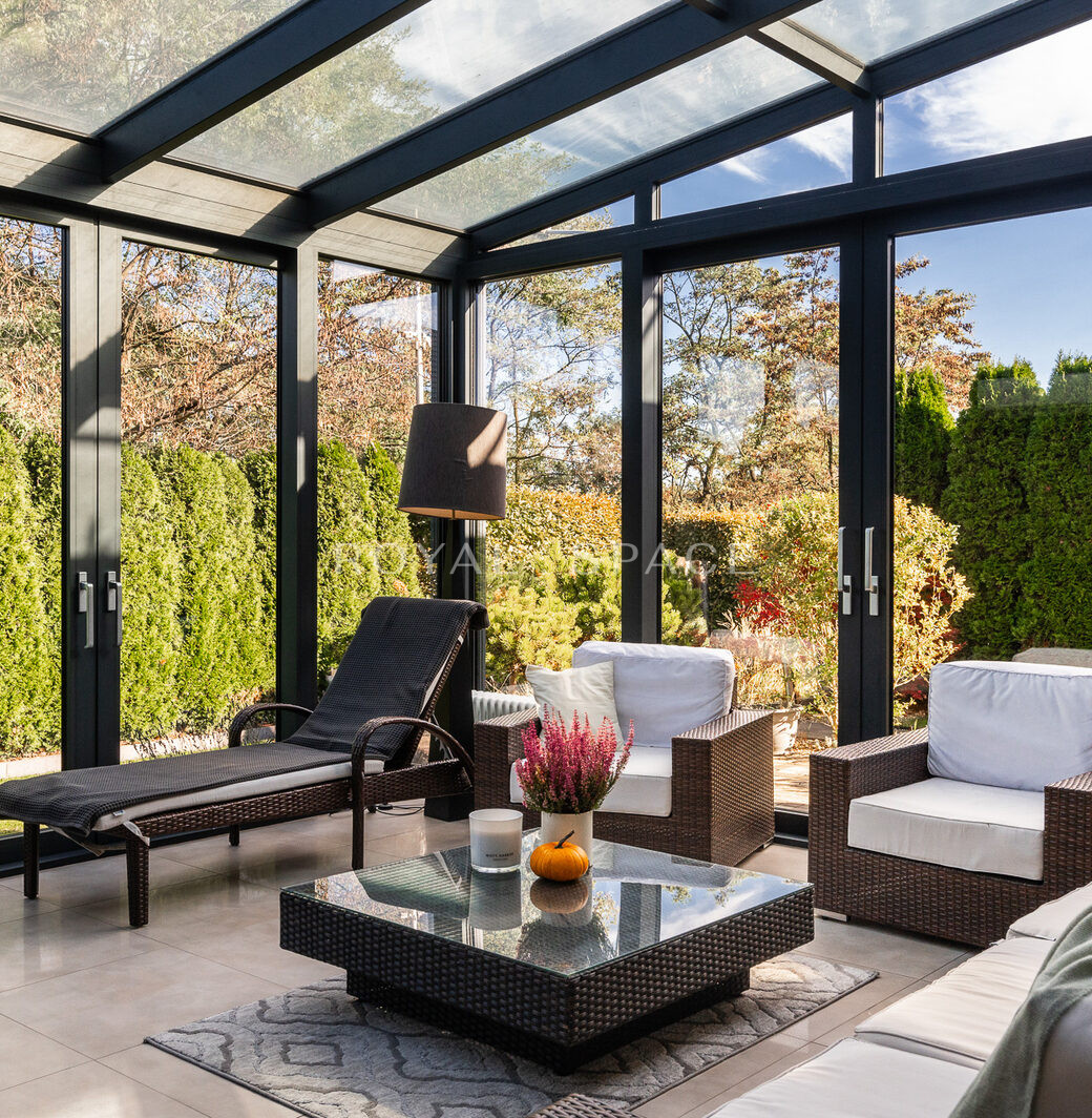 Унікальний будинок із зимовим садом | Паркове пагорб