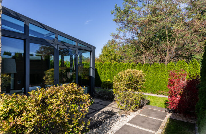 Унікальний будинок із зимовим садом | Паркове пагорб