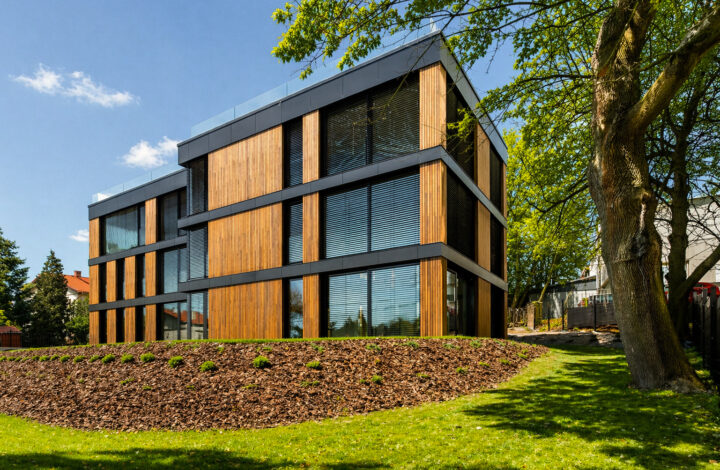 Dwupoziomowy apartament z ogrodem | 02