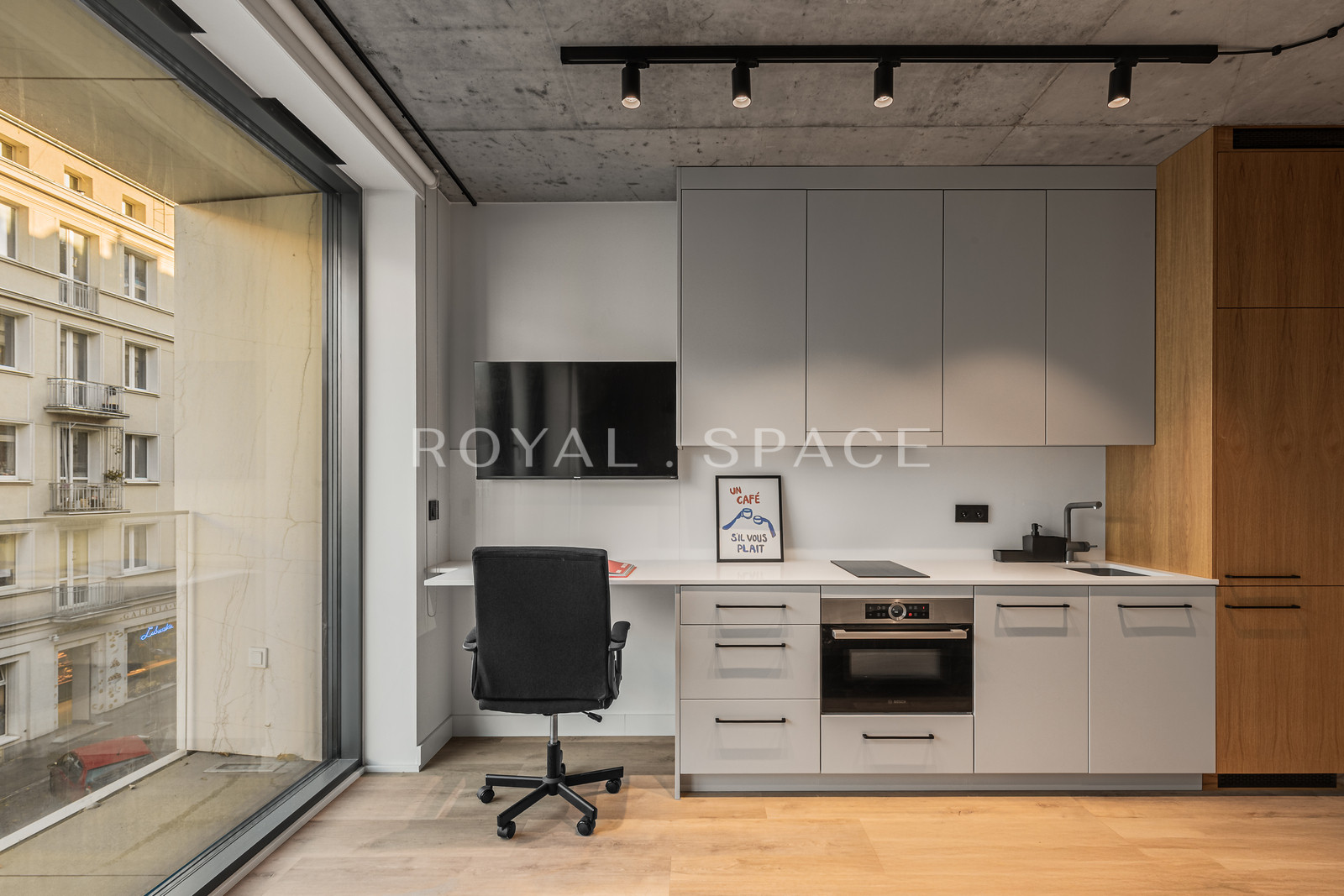 Функціональна студія на Emilii Plater!