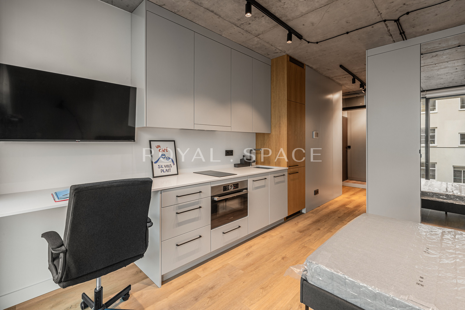 Функціональна студія на Emilii Plater!