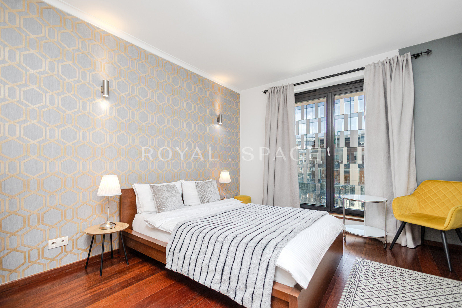 Чудова квартира в Енджел Сіті!