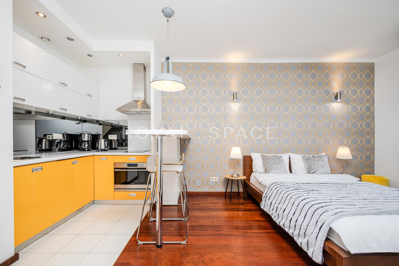 Чудова квартира в Енджел Сіті!