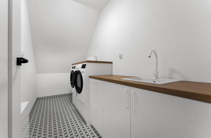 New unique house with a garden!