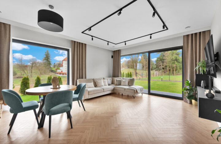 New unique house with a garden!