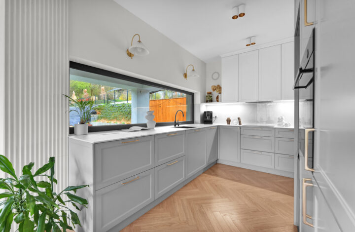 New unique house with a garden!