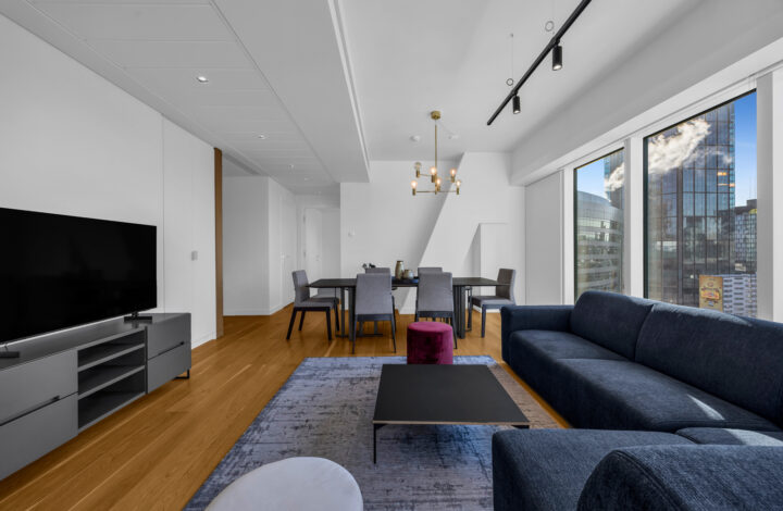 Апартаменти преміум з панорамним видом | Złota 44