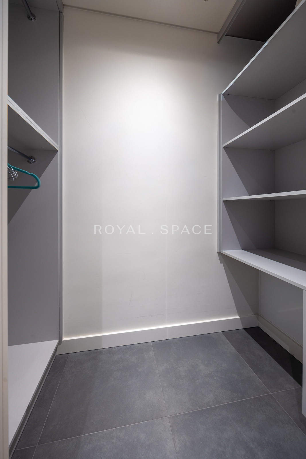 Апартаменти преміум з панорамним видом | Złota 44