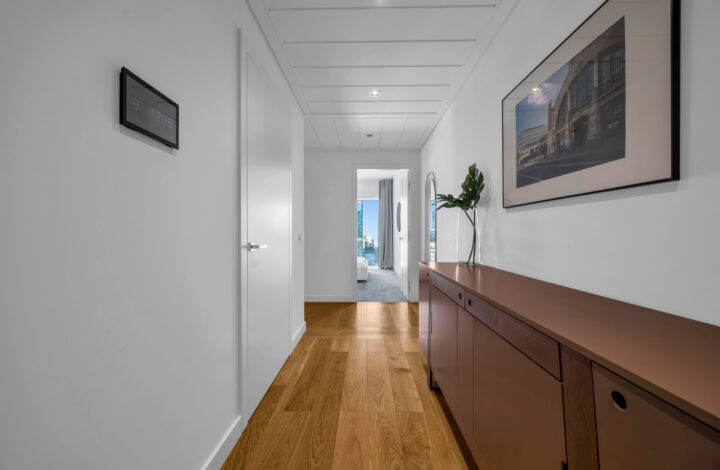 Апартаменти преміум з панорамним видом | Złota 44