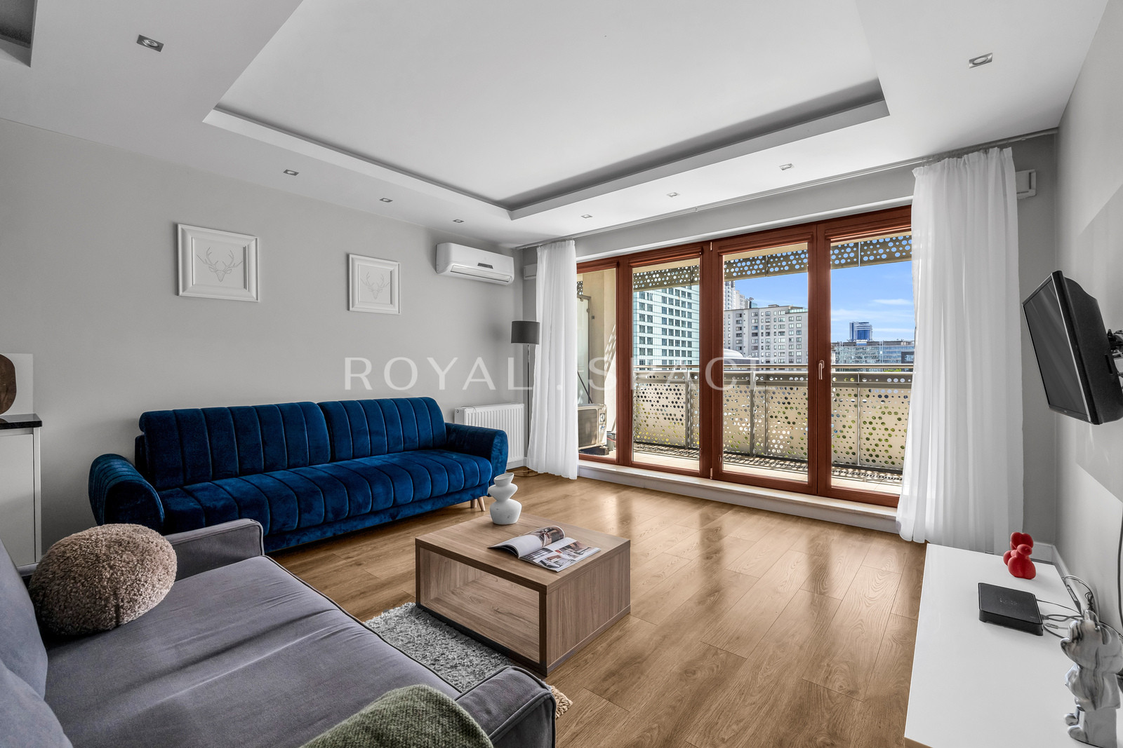 Apartment with Large Balcony and View | Oxygen