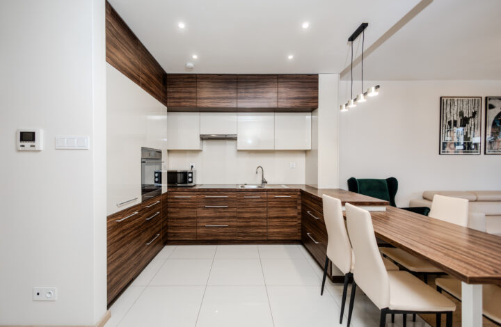 Przestronny apartament z tarasem – Wiślane Tarasy