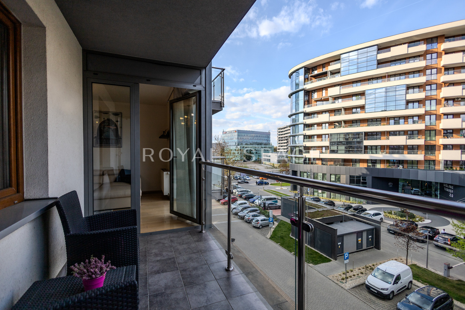 Przestronny apartament z tarasem – Wiślane Tarasy