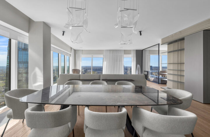 Złota 44 | Apartament z panoramicznym widokiem