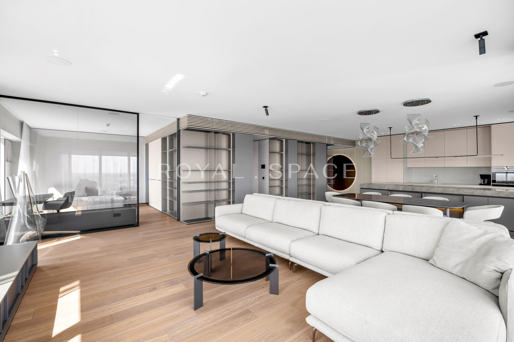 Złota 44 | Apartament z panoramicznym widokiem