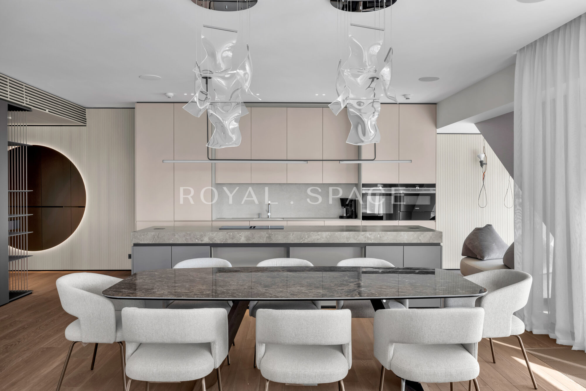 Złota 44 | Apartament z panoramicznym widokiem