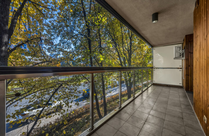 Funkcjonalny apartament koło Browarów Warszawskich