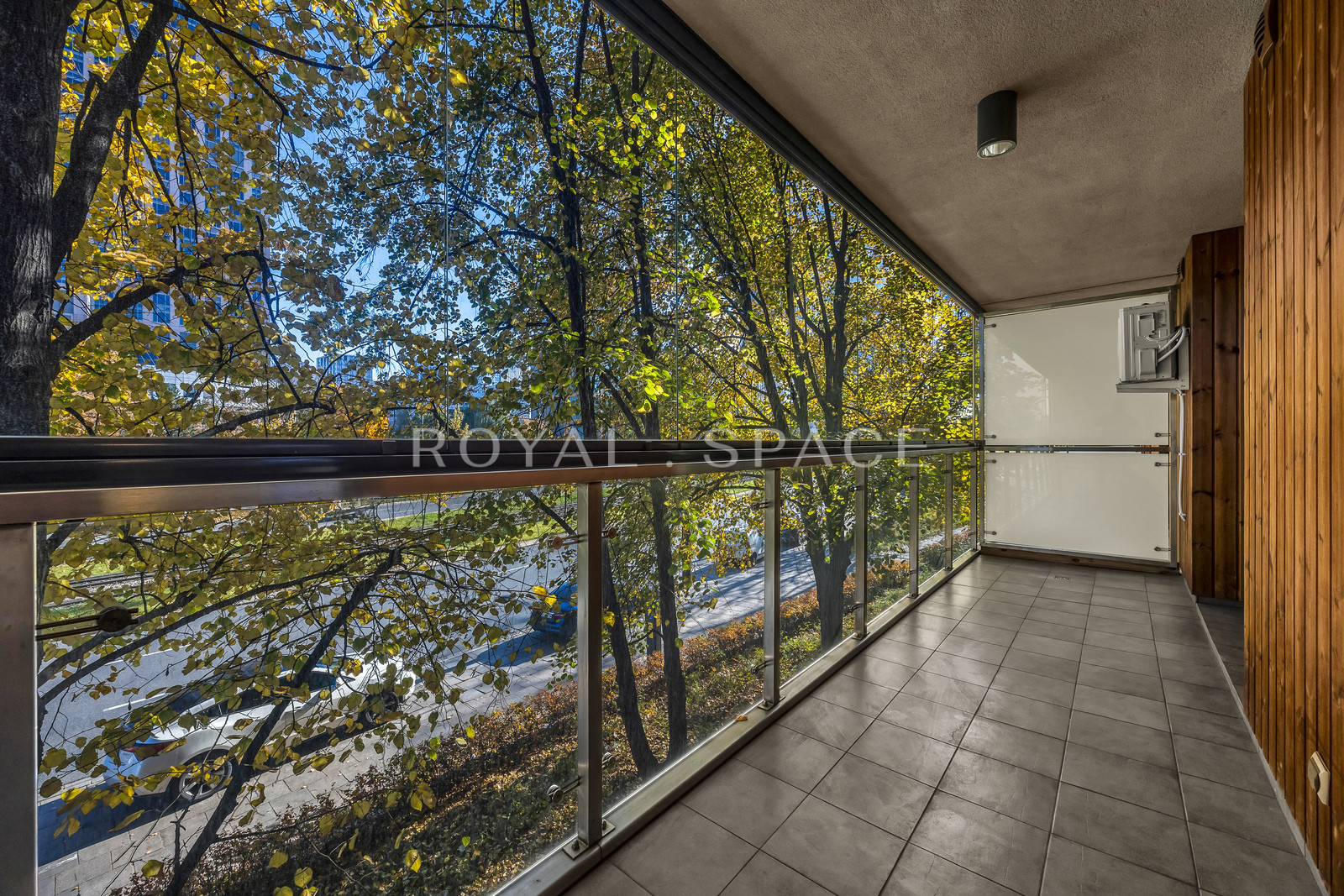 Funkcjonalny apartament koło Browarów Warszawskich