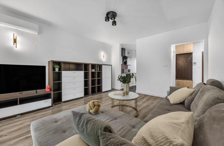 Funkcjonalny apartament koło Browarów Warszawskich