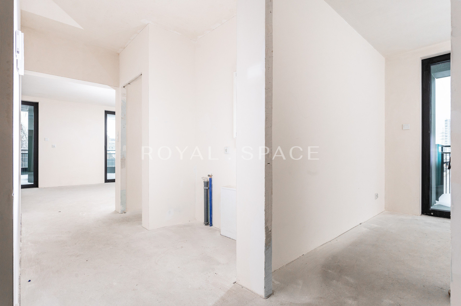 3-room apartment with a 20-meter square terrace