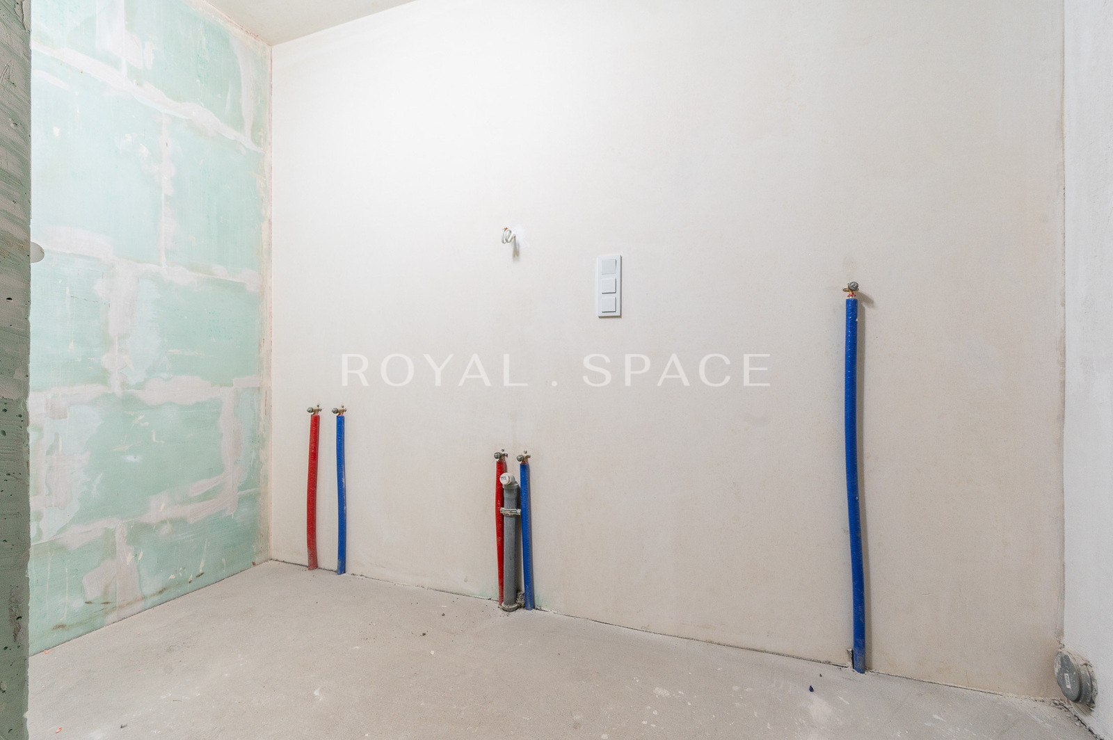 3-room apartment with a 20-meter square terrace