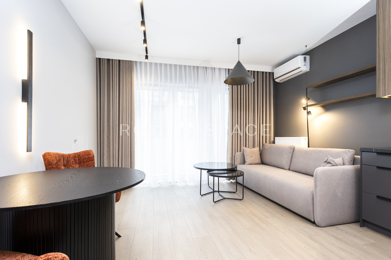 Modern Studio by the Park | BELG