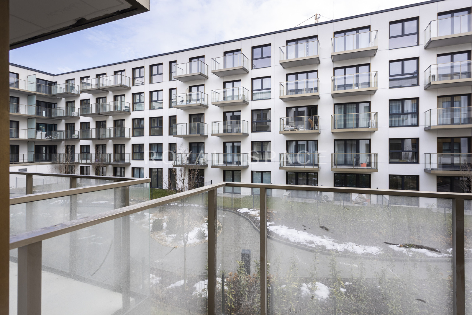 Modern Studio by the Park | BELG