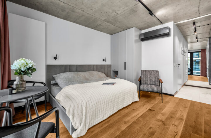 Stylowy apartament z loggią przy Emilii Plater 15!