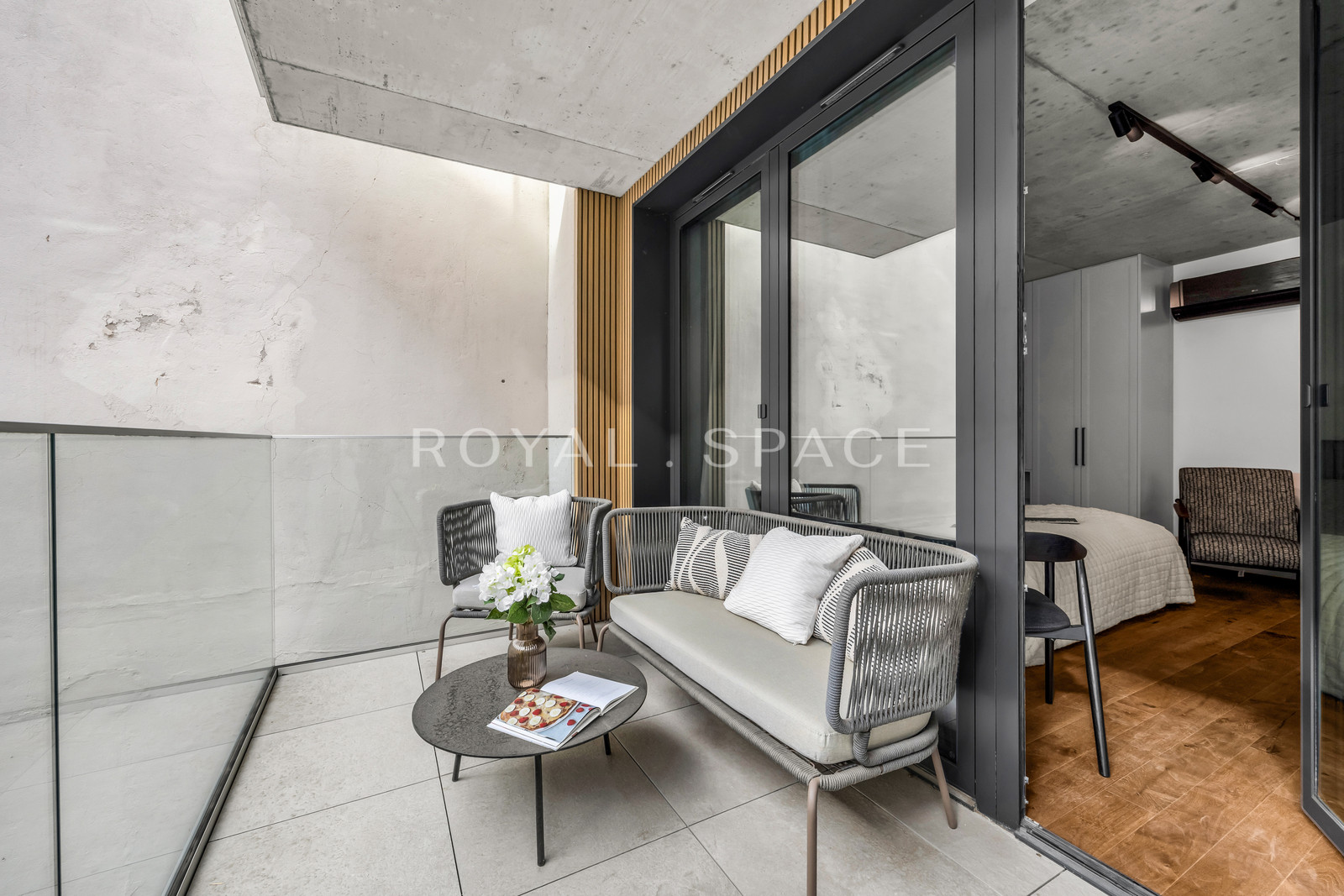 Stylowy apartament z loggią przy Emilii Plater 15!