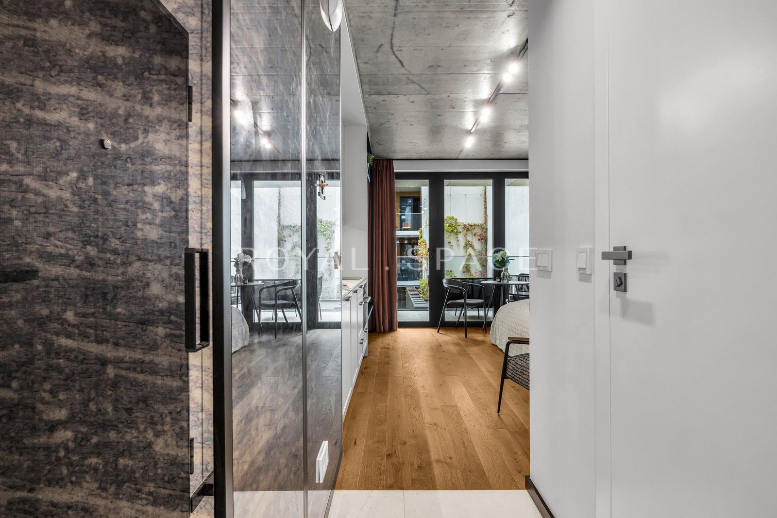 Stylowy apartament z loggią przy Emilii Plater 15!