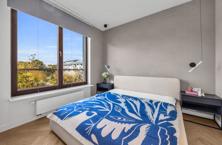 Luksusowy apartament z tarasem i widokiem na park