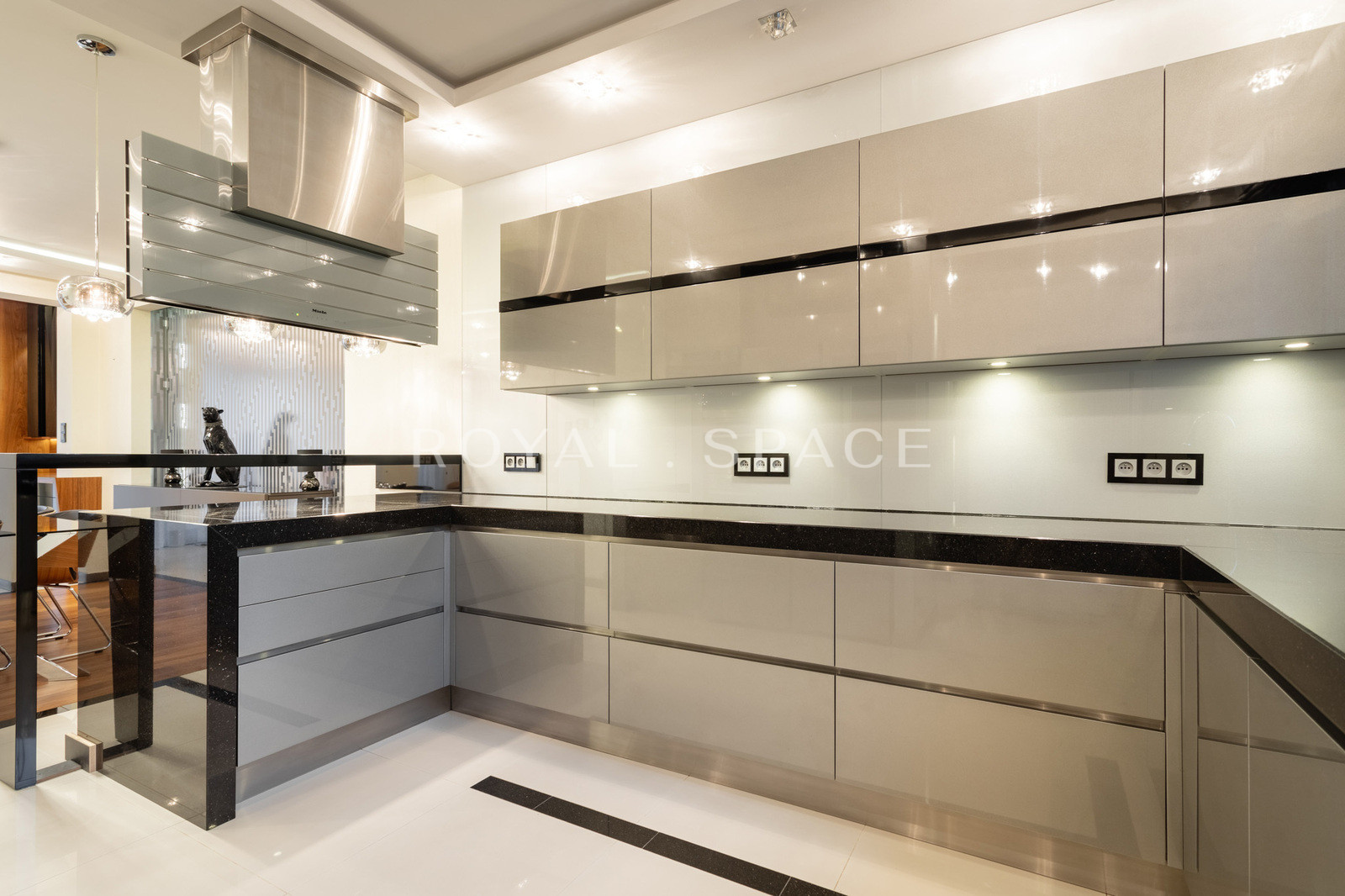 Nowoczesny dom na strzeżonym osiedlu | Kobierzyn