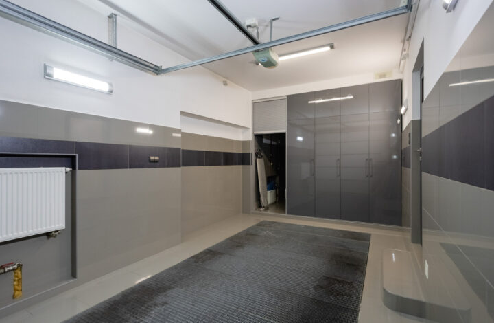 Nowoczesny dom na strzeżonym osiedlu | Kobierzyn