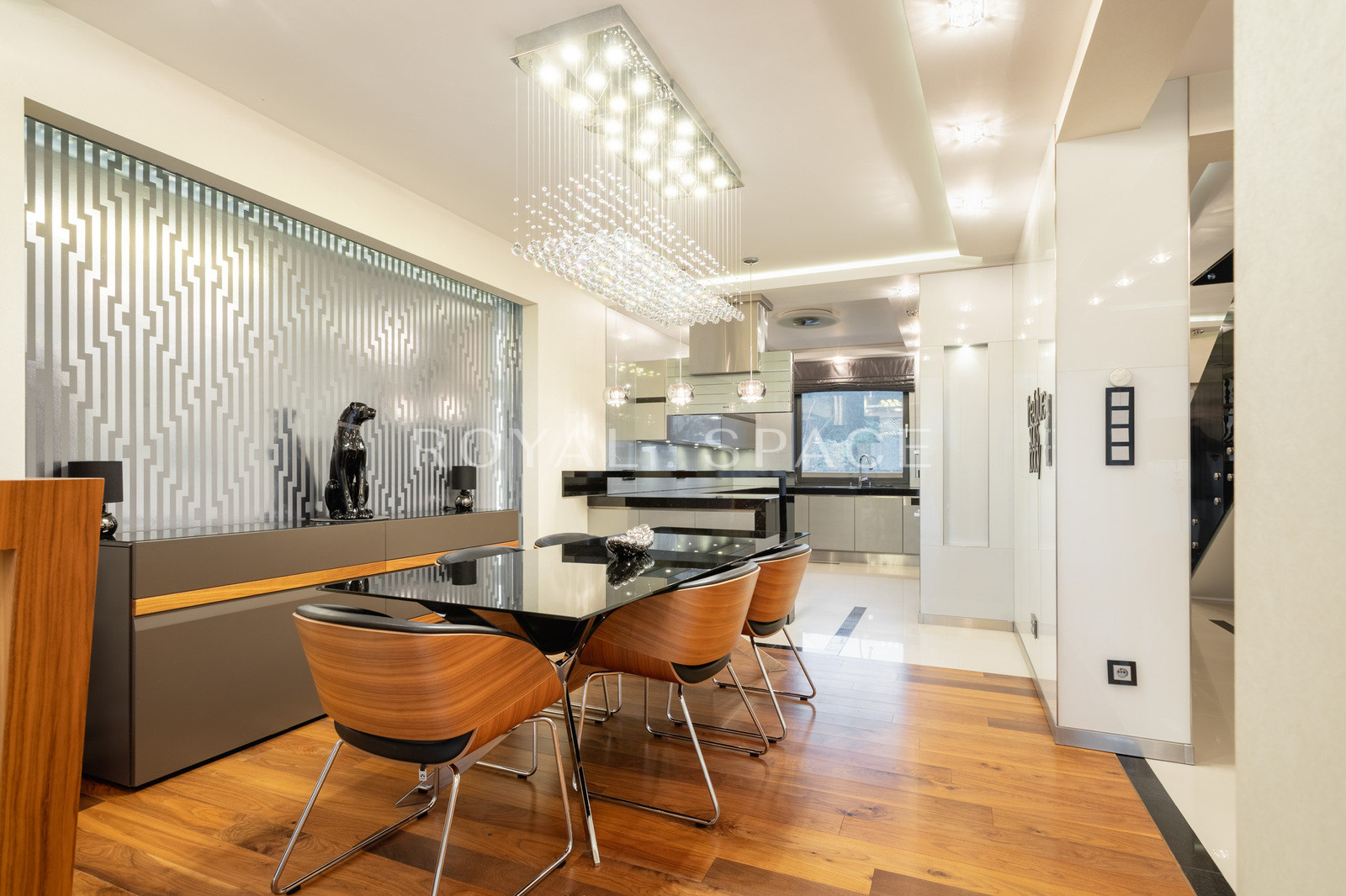 Nowoczesny dom na strzeżonym osiedlu | Kobierzyn