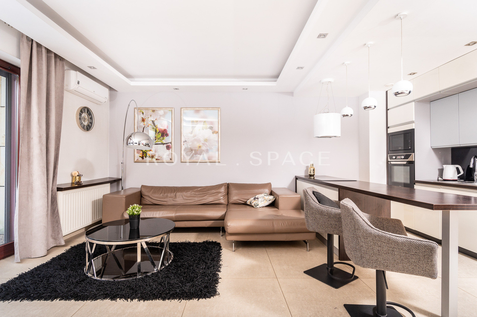 Spacious Apartment with a Private Garden!