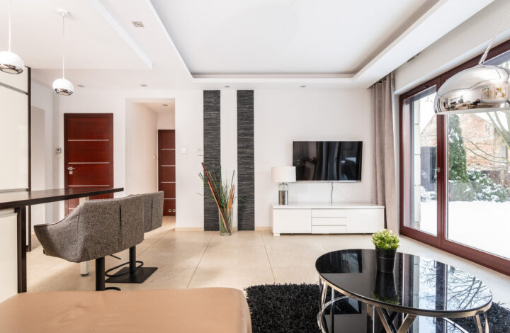 Spacious Apartment with a Private Garden!