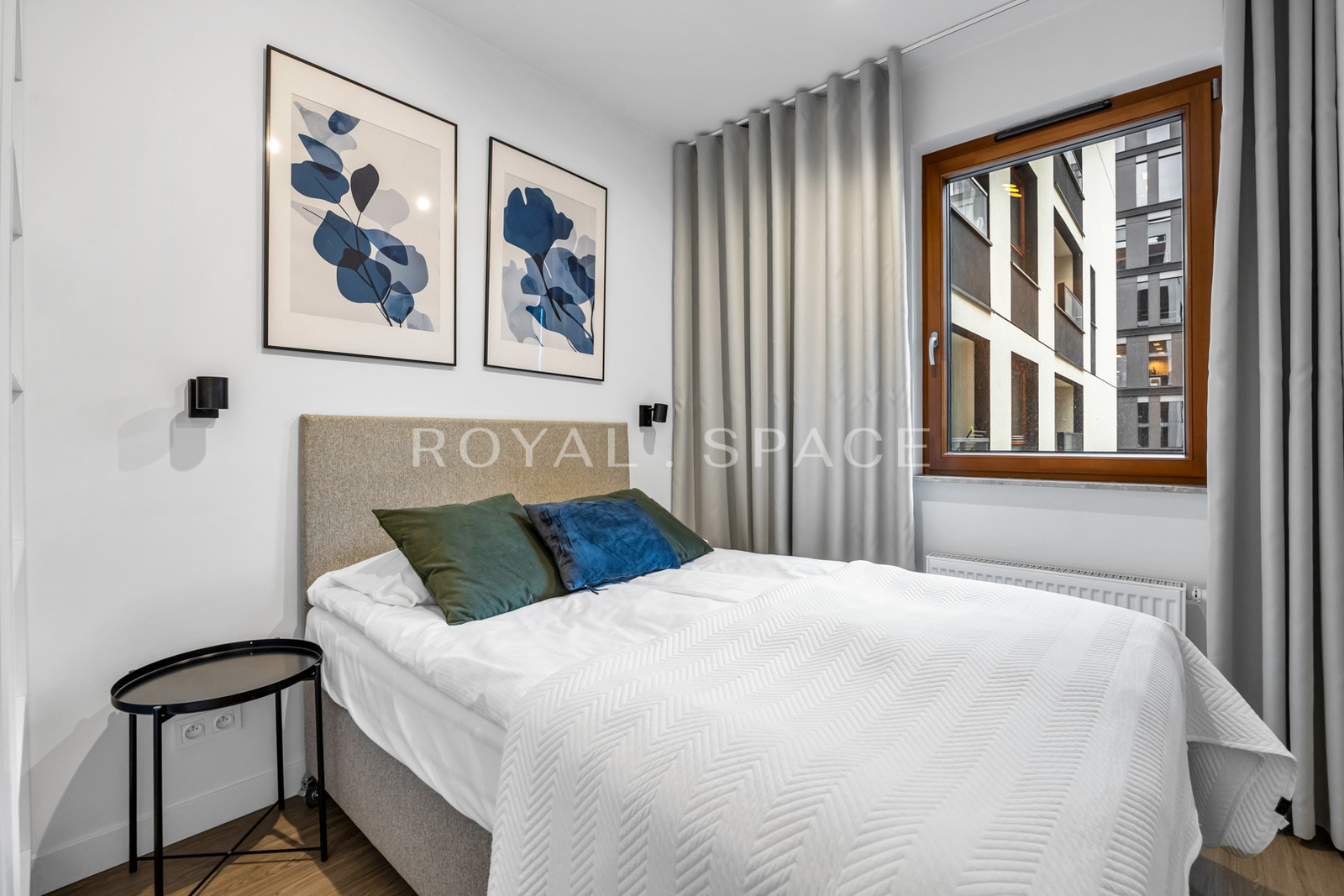 A modern 3-room apartment with two bathrooms!
