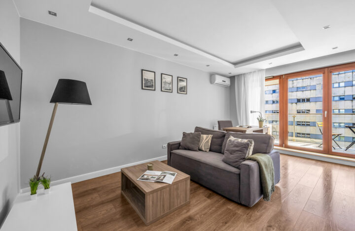 Spacious apartment in the heart of Wola | 3 rooms
