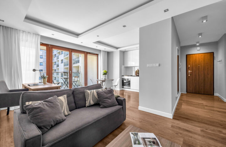 Spacious apartment in the heart of Wola | 3 rooms
