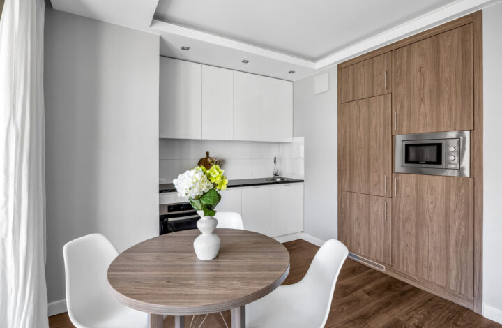 Spacious apartment in the heart of Wola | 3 rooms