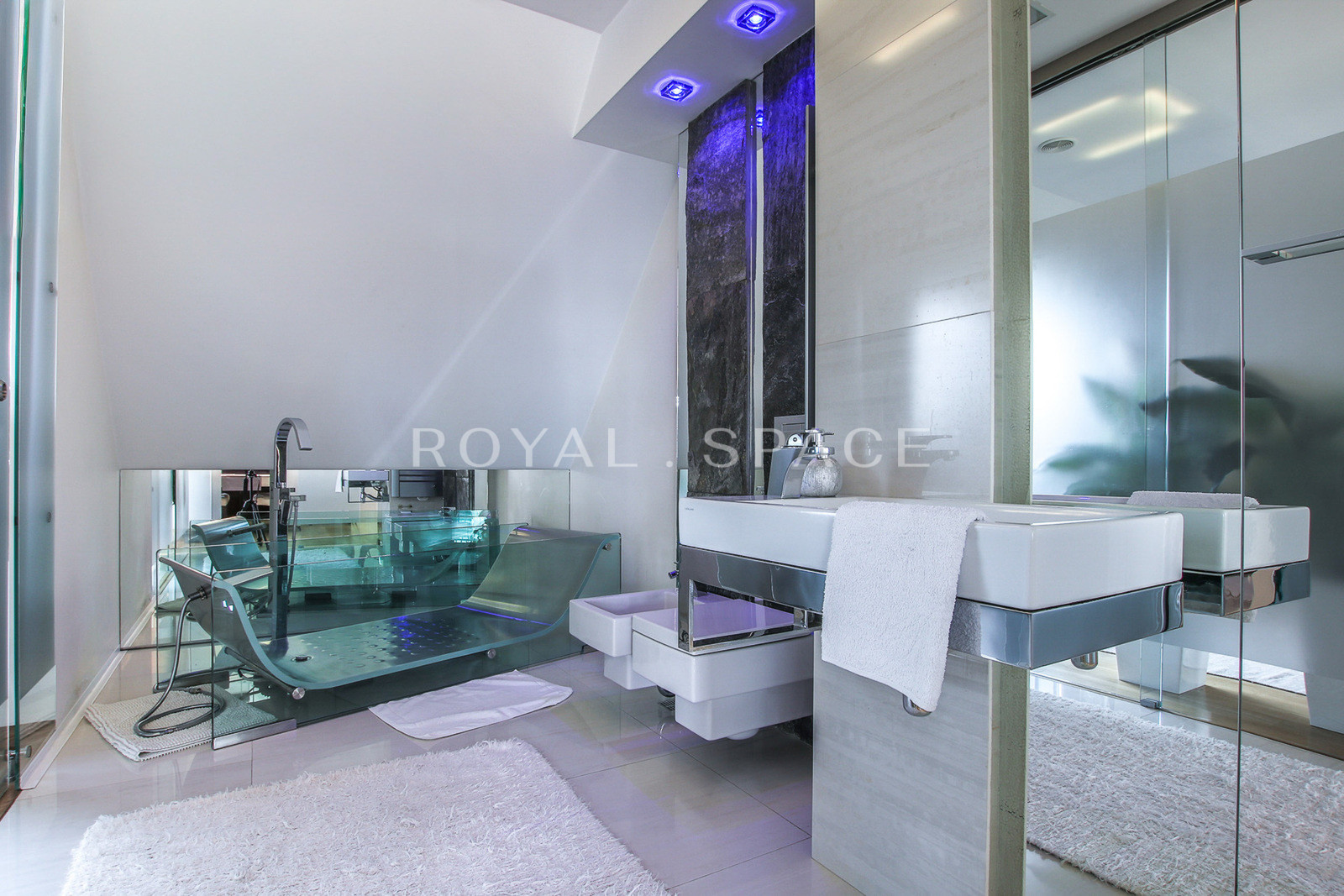 Unikatowy penthouse z widokiem na Wawel!