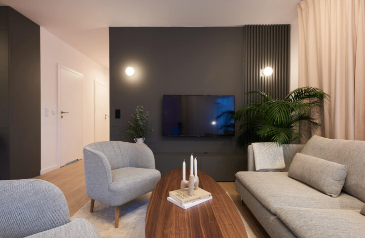 Stylish apartment with terrace| Metro