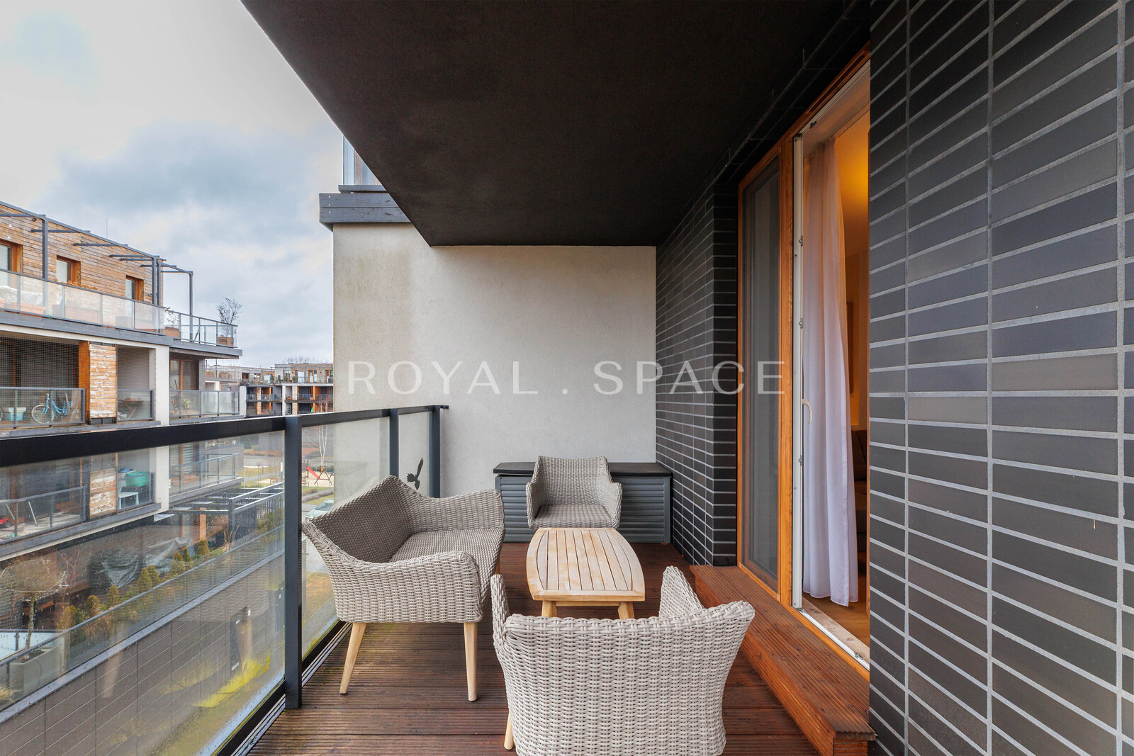 Comfortable Apartment with Terrace near Bagry!