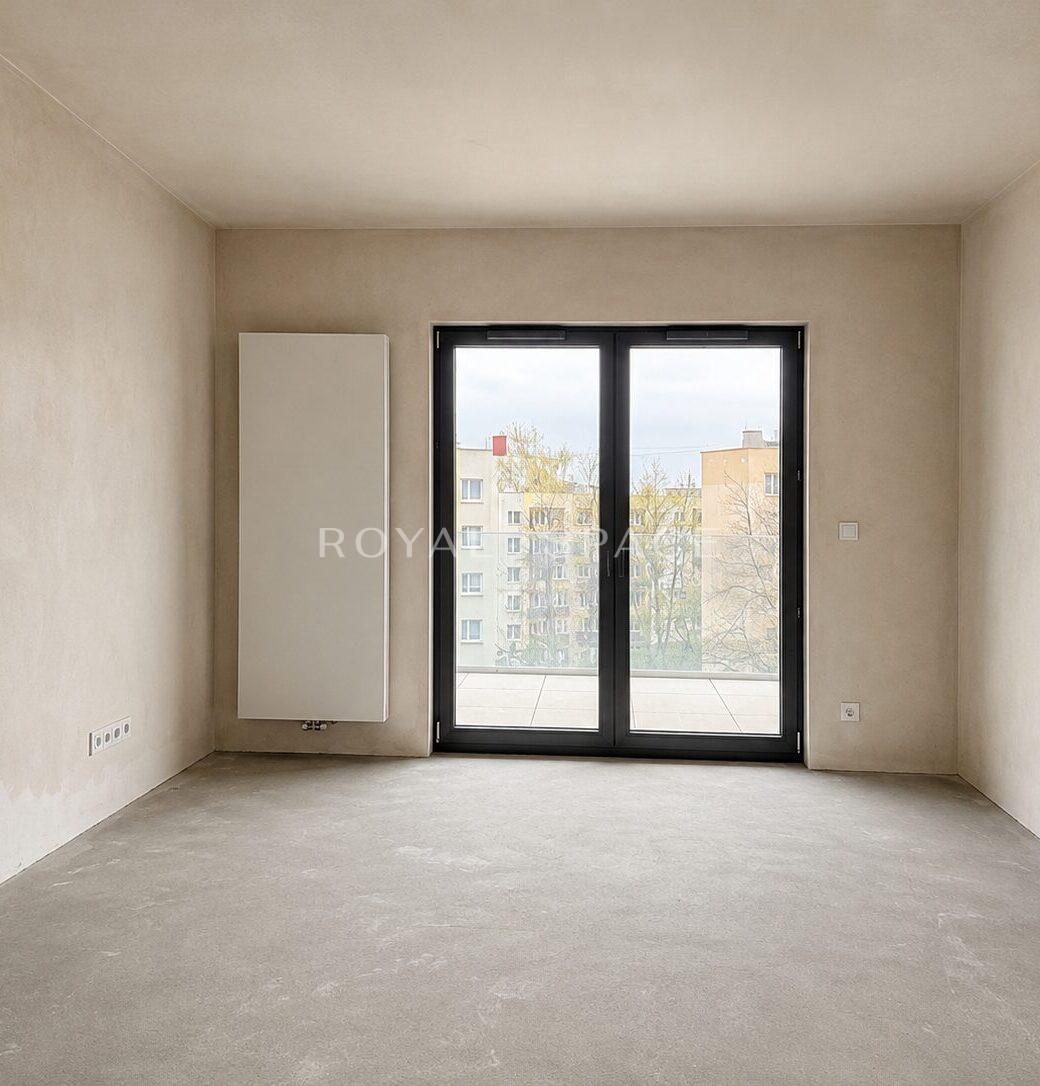 Comfortable studio with balcony | N14