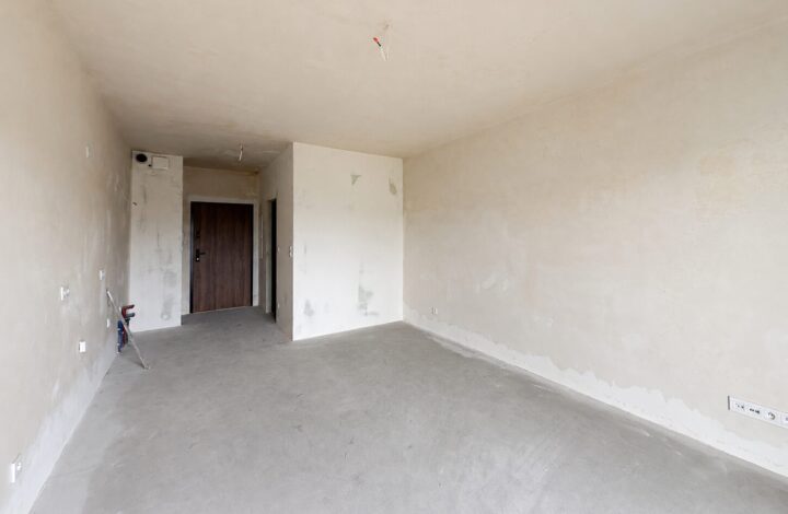 Comfortable studio with balcony | N14