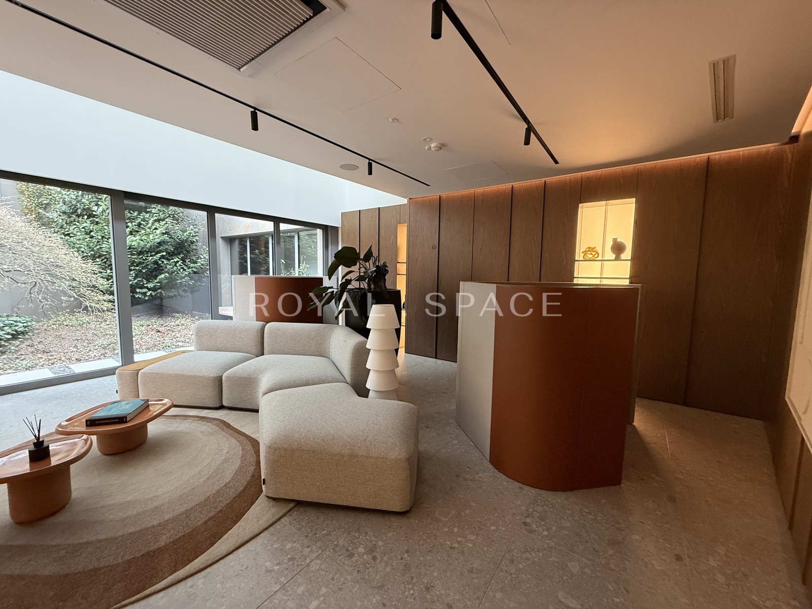 Comfortable studio with balcony | N14