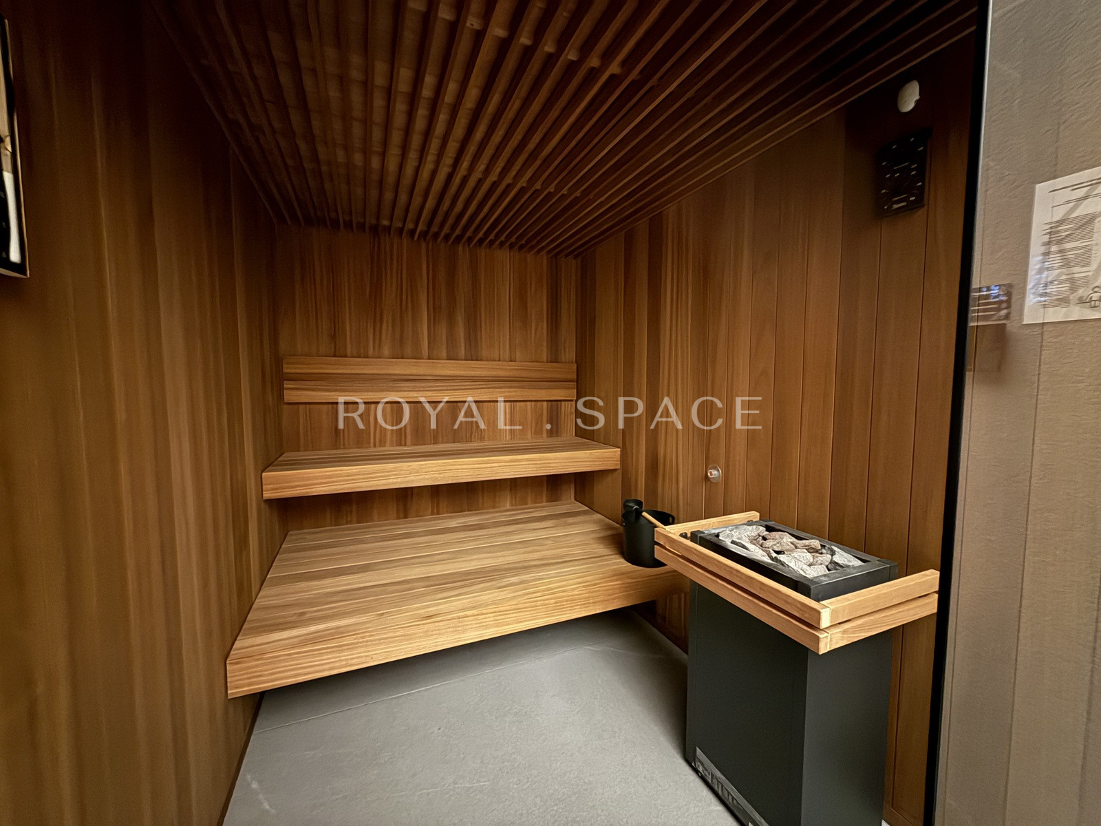 Comfortable studio with balcony | N14