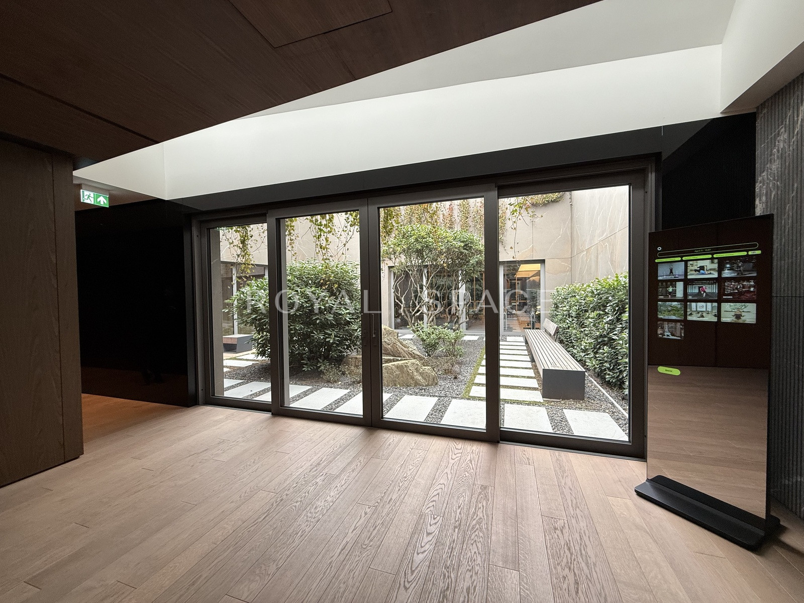 Comfortable studio with balcony | N14