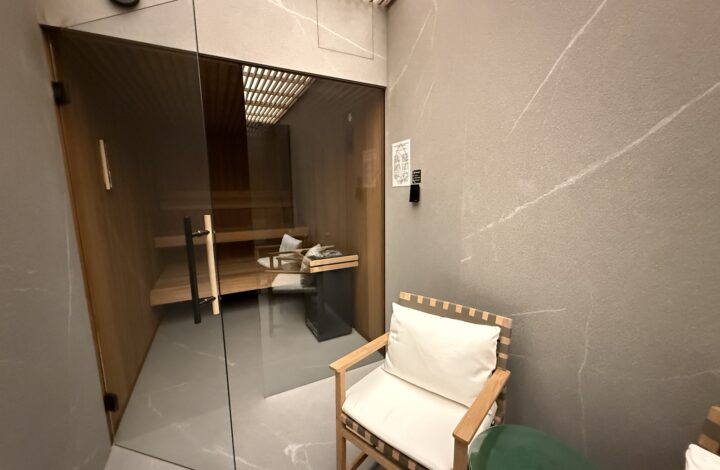 Comfortable studio with balcony | N14