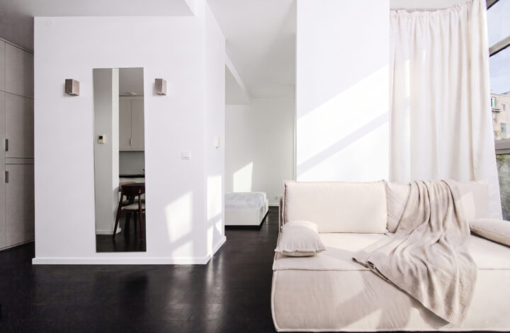 Cozy apartment with balcony in the city center