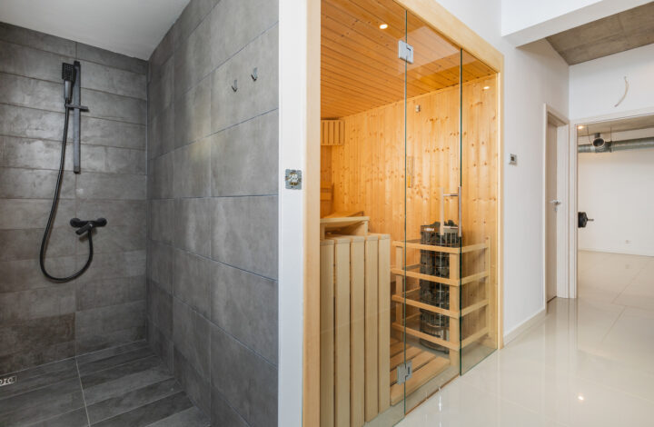 Energy-efficient house – sauna, gym and Smart Home